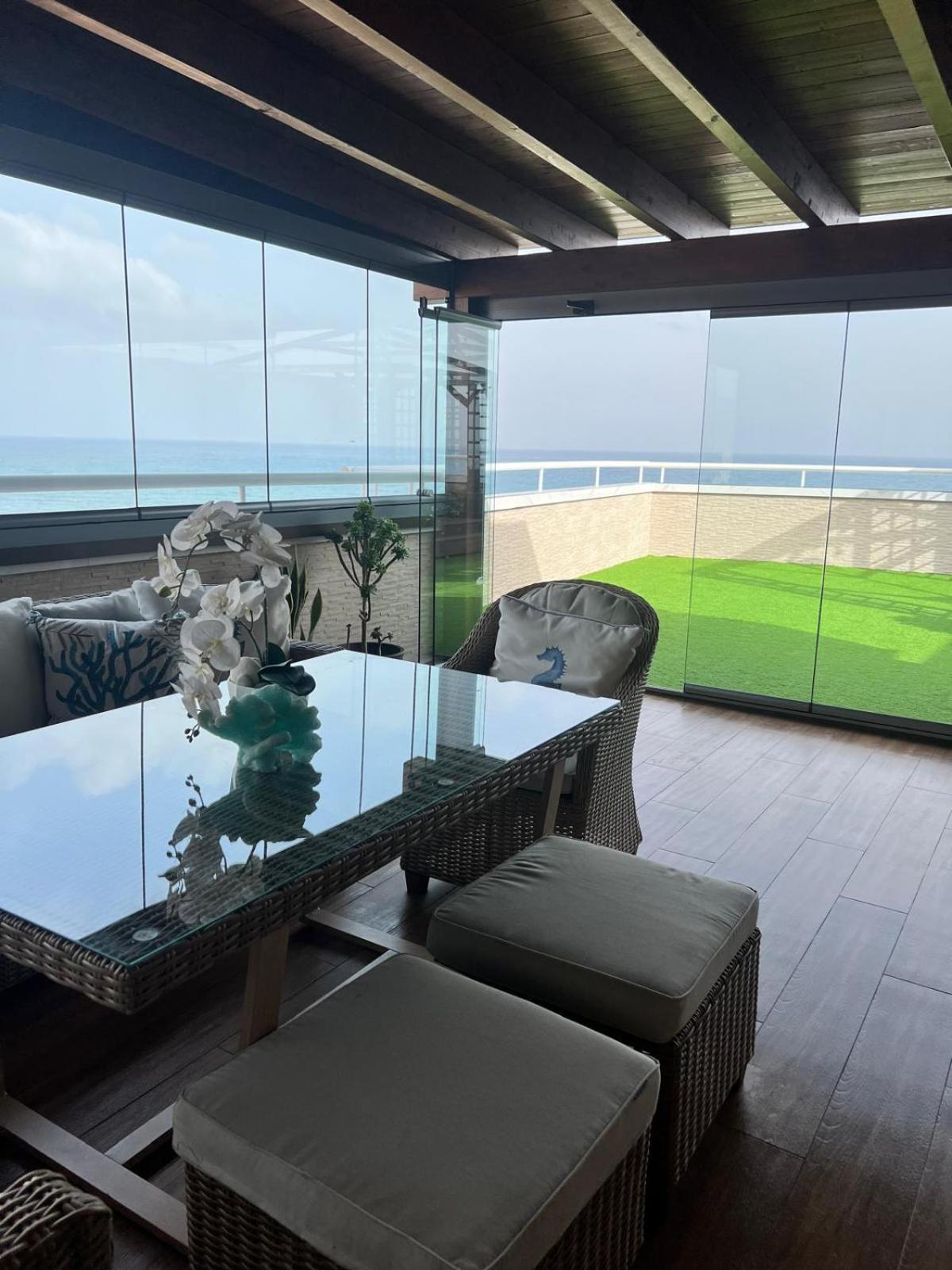 オロペサ・デル・マールAtico Luxury Marina D'Orアパートメント エクステリア 写真